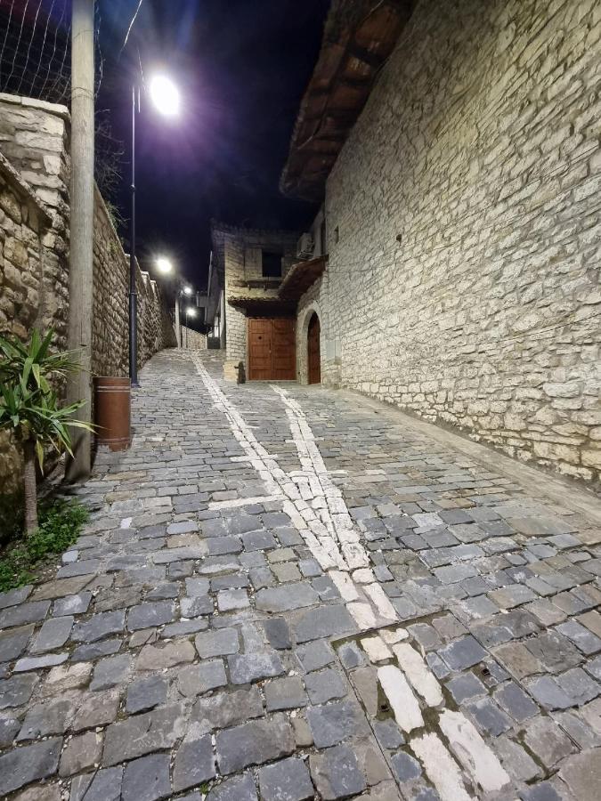 Dd Villa 3 Берат Экстерьер фото