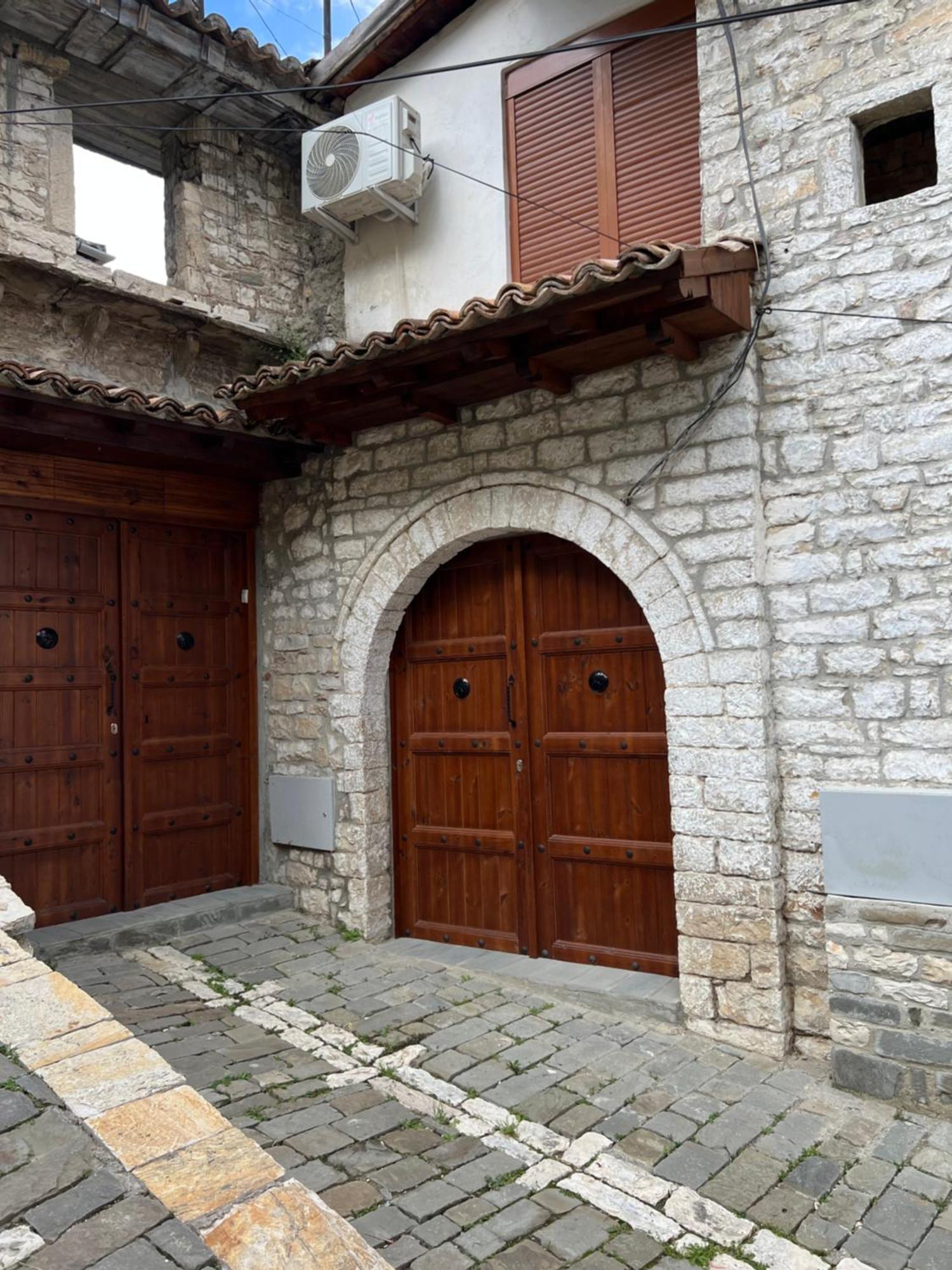 Dd Villa 3 Берат Экстерьер фото